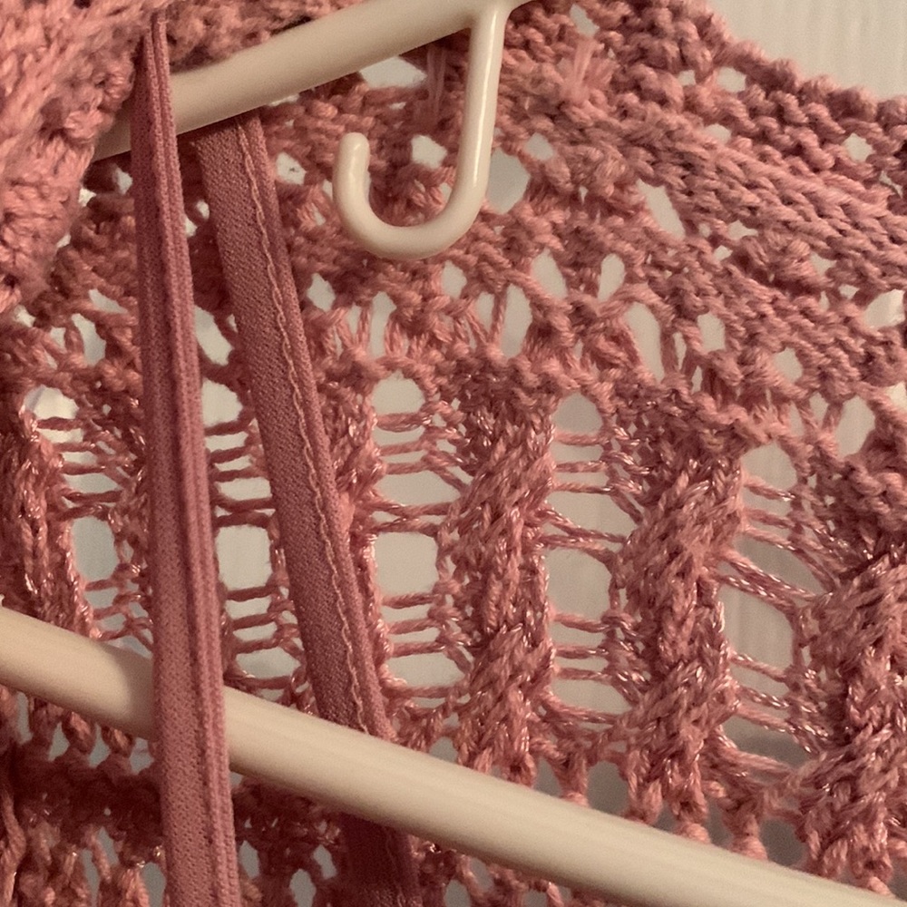 Dana Bachman Pink Crochet Sweater Women’s Size Medium - Picture 6 of 6